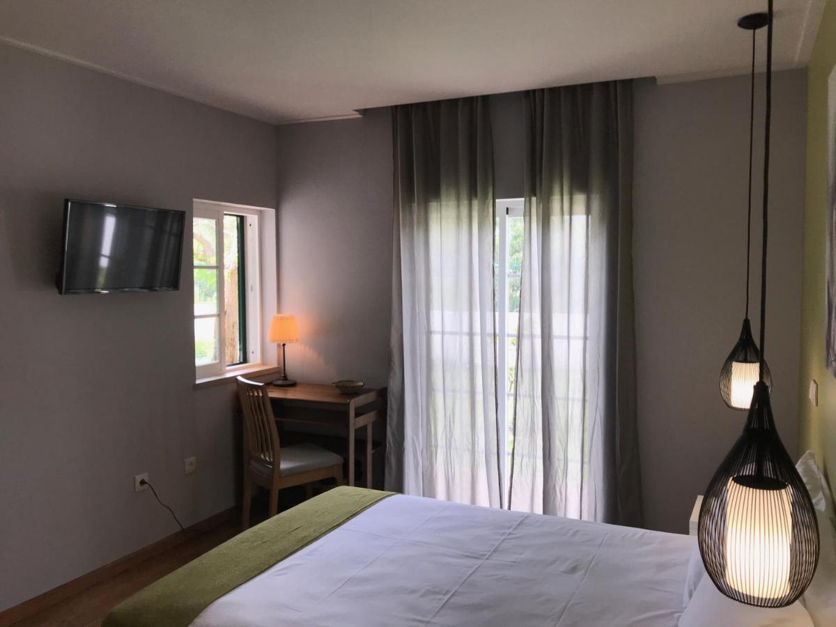 Buganvilias Do Meco Guest House Sesimbra Kültér fotó