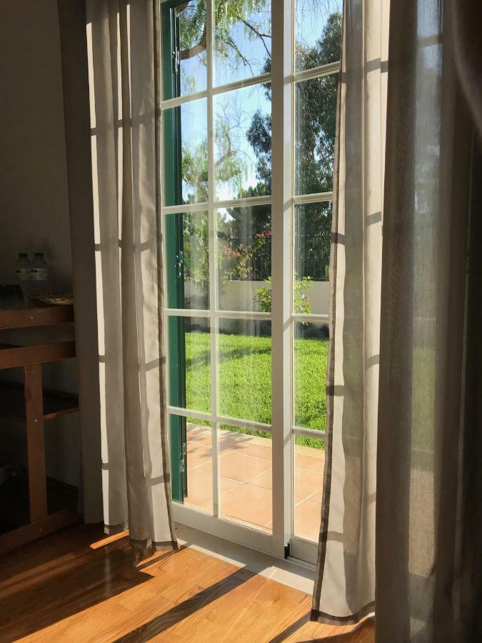 Buganvilias Do Meco Guest House Sesimbra Kültér fotó